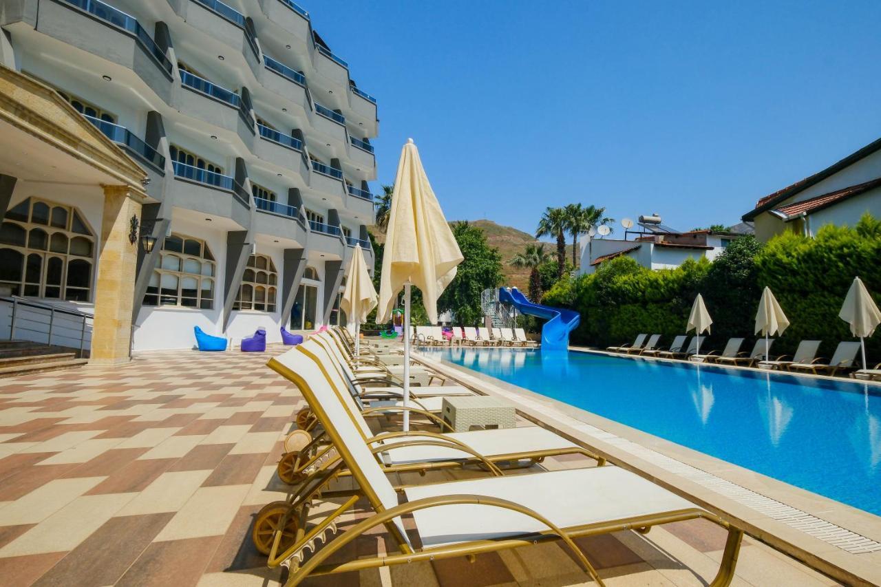 Hotel Club Selen İçmeler Exterior foto