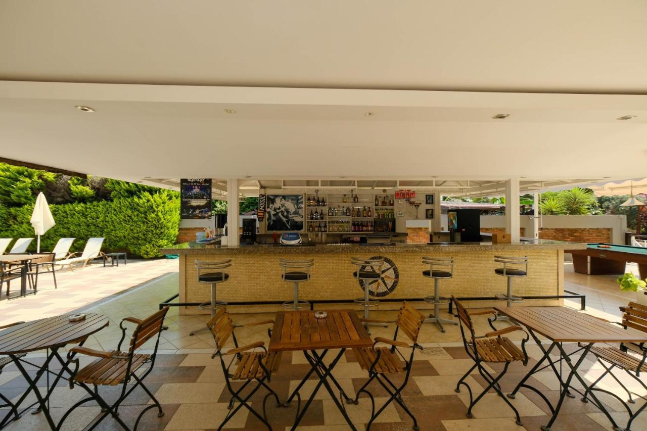 Hotel Club Selen İçmeler Exterior foto