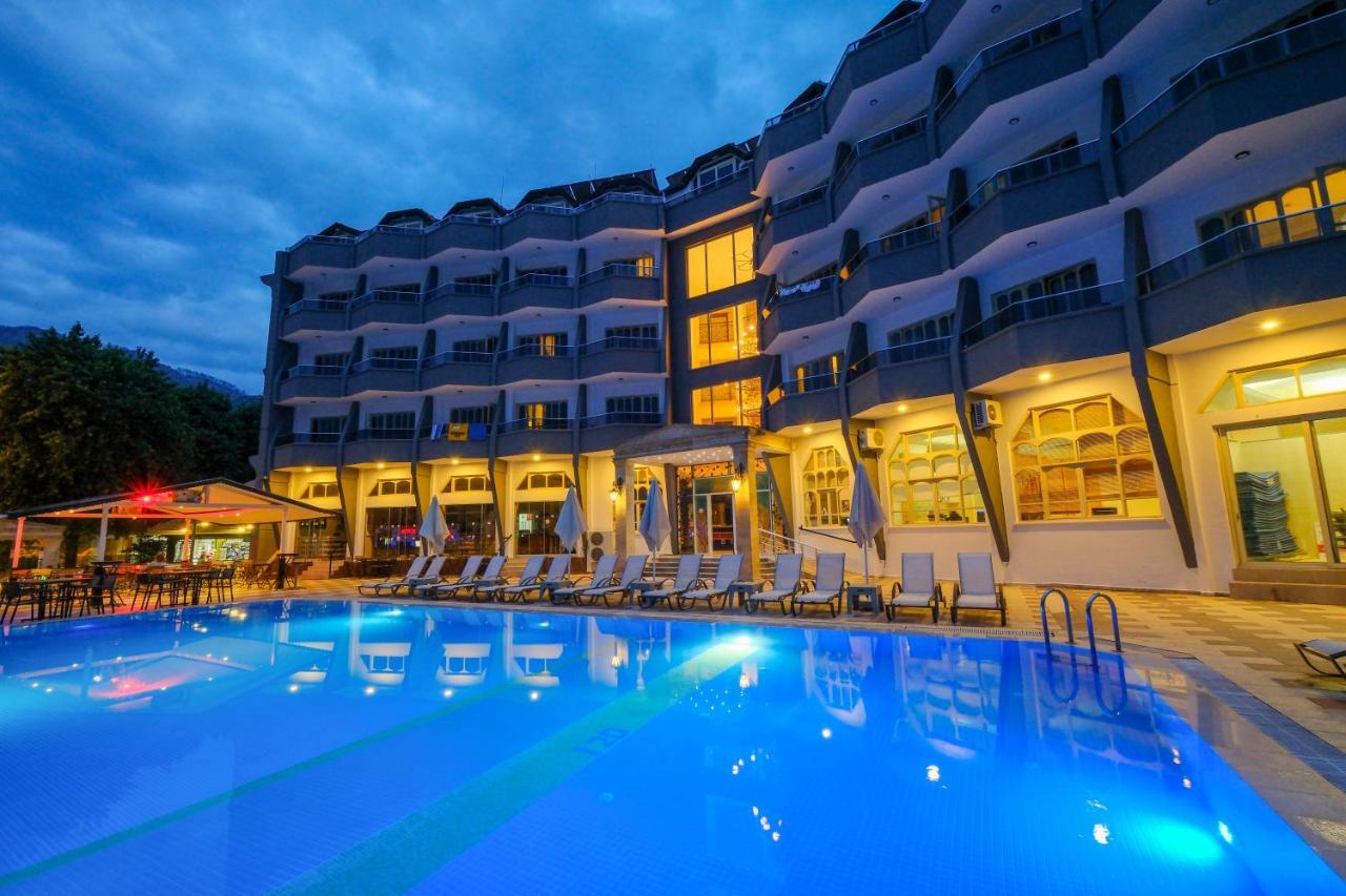 Hotel Club Selen İçmeler Exterior foto