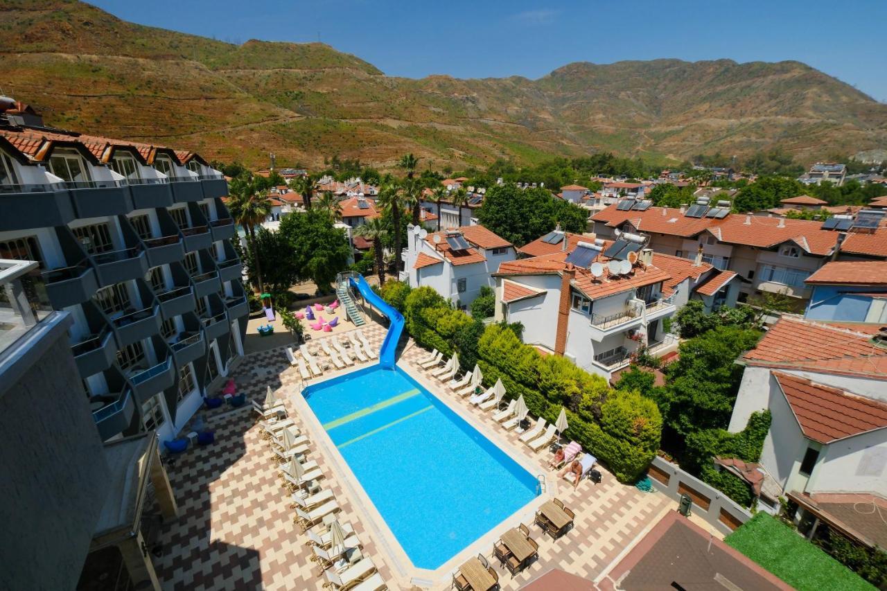 Hotel Club Selen İçmeler Exterior foto